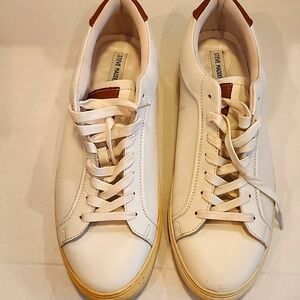 Steve Madden Tennis Shoes 17 White Heel Accent Brown